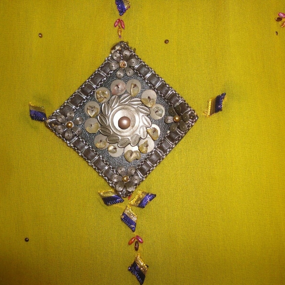 Beaded Dress Smaller size shorter sleeves silk? - Picture 3 of 8